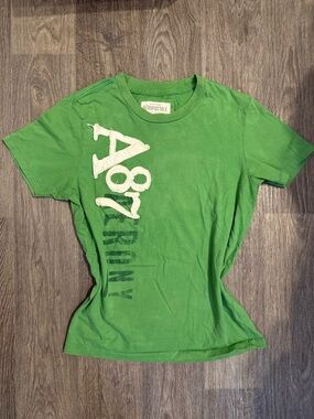 Y2K Aéropostale Green Graphic Tee A87 Logo